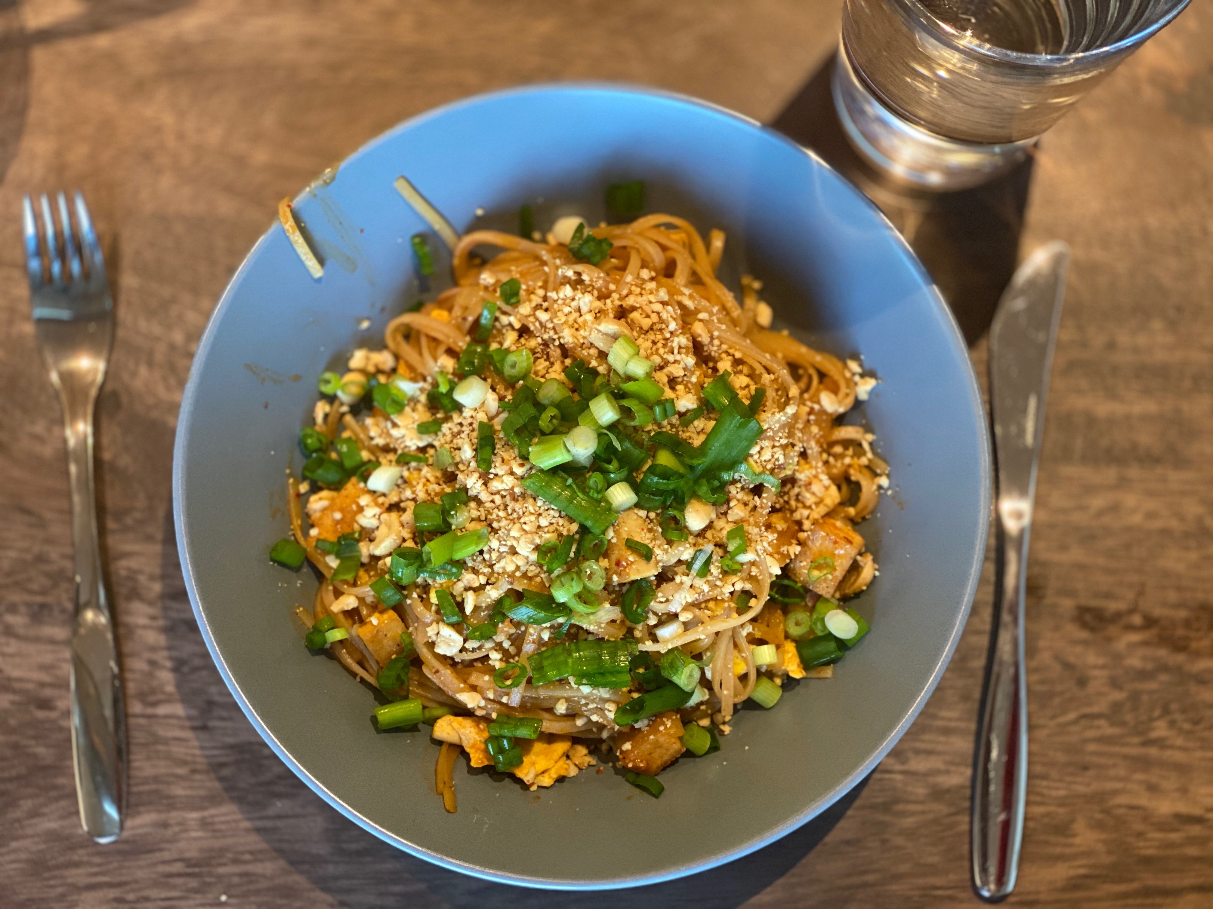 Simple Pad Thai photo